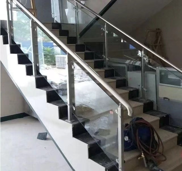不锈钢立柱